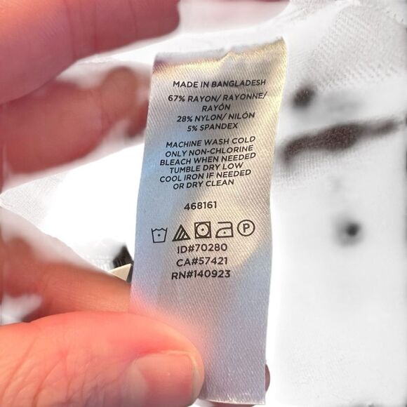 NWT! Loft outlet black leggings.‎ Size xs - Picture 4 of 8